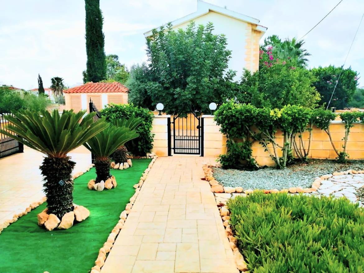 Elena Gardens Villa