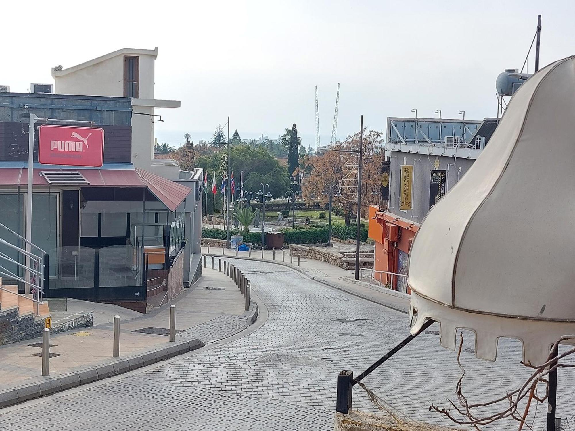 Piazza Napa Agia Napa