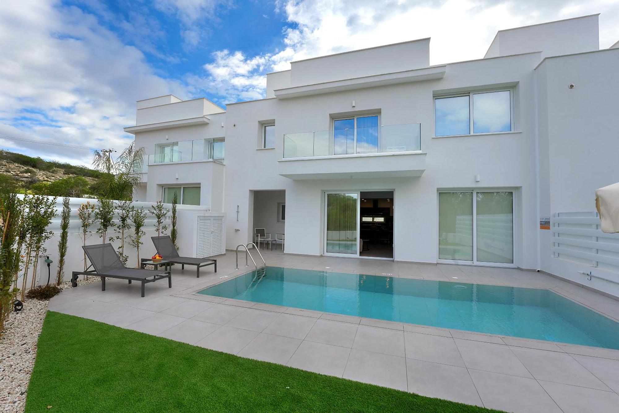 Sun And Moon Luxury Villa *