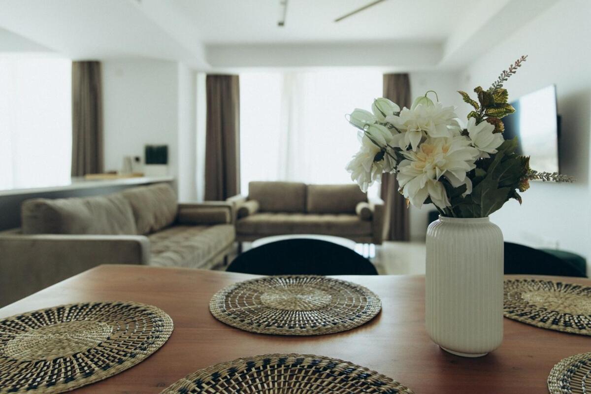 New Luxury 2br Seaview Apt, Sun City, Pool And