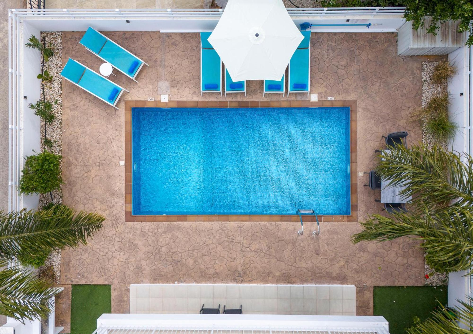 Luxvillasrentals
