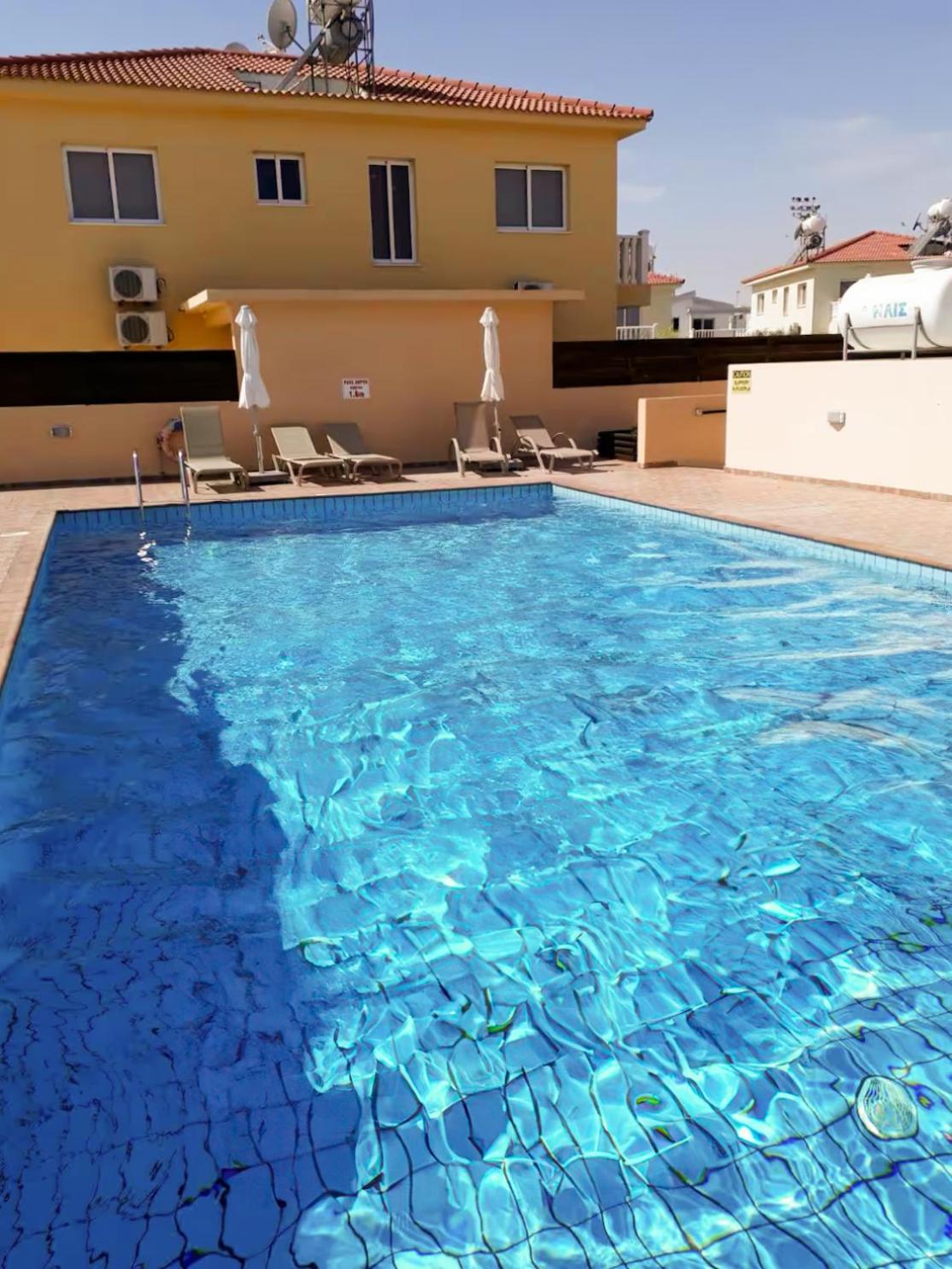 Nissi Apartment