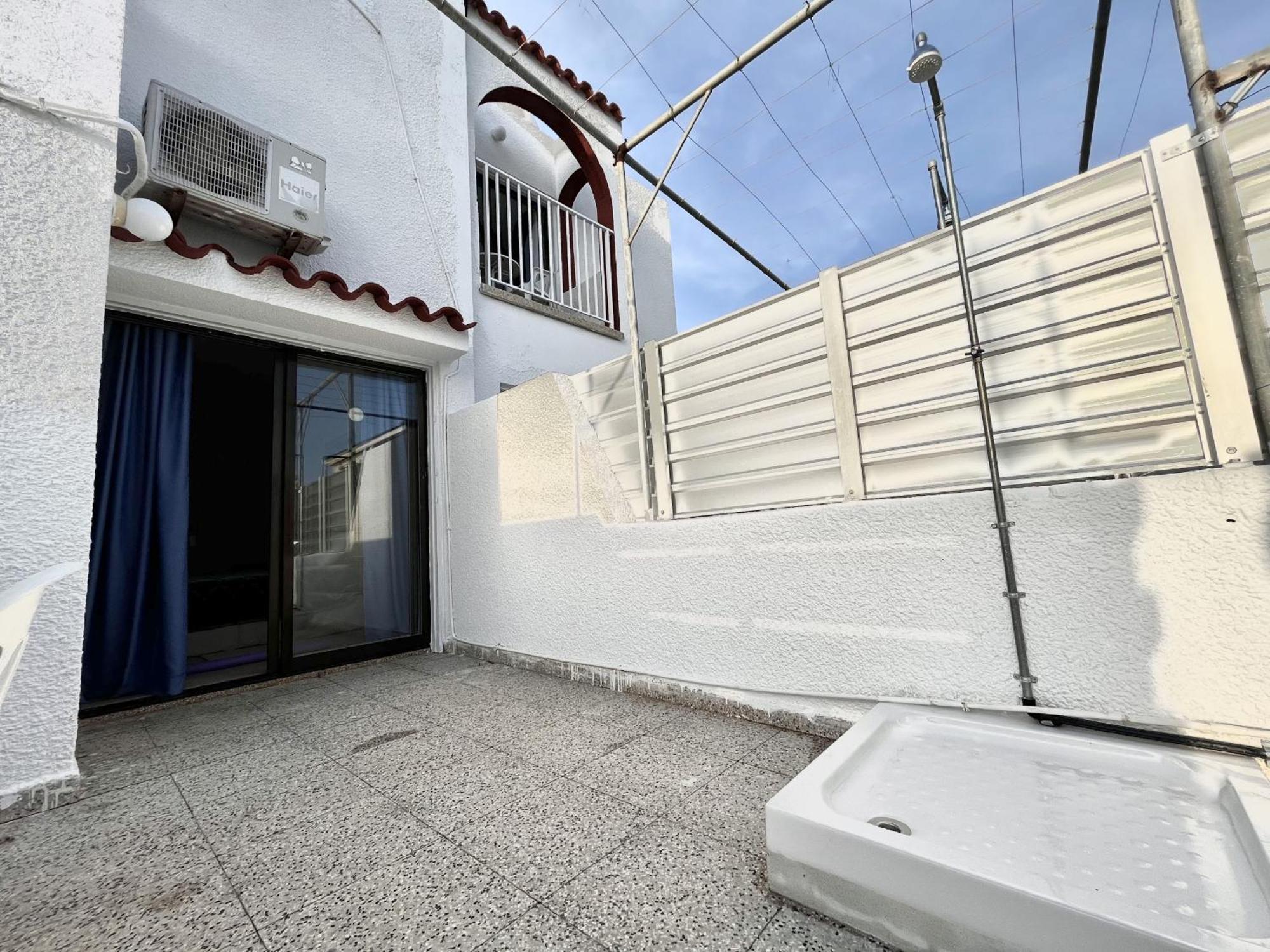 Apartment Nissi Chrysland