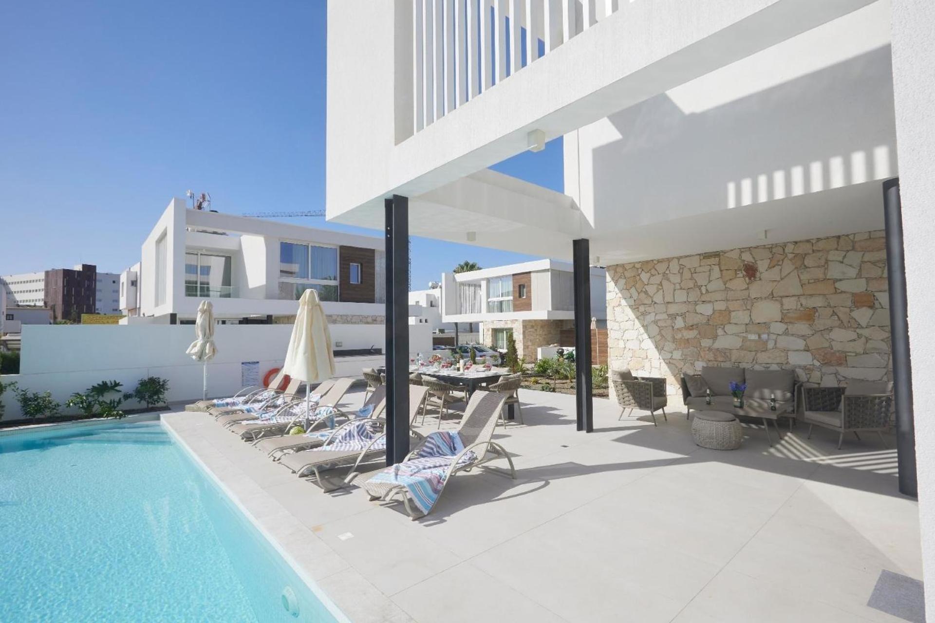 Holiday home Schoenes Kube 1 In Ayia Napa