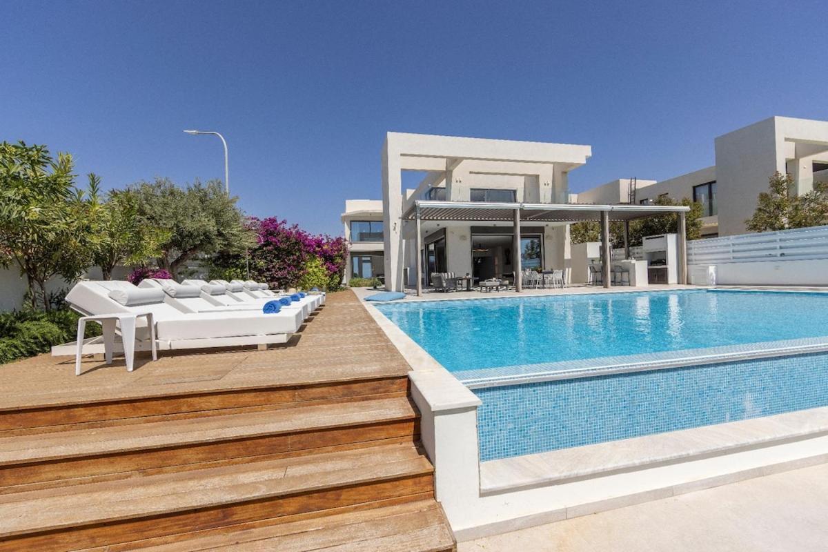 Villa Jojo Seafront Ayia Napa