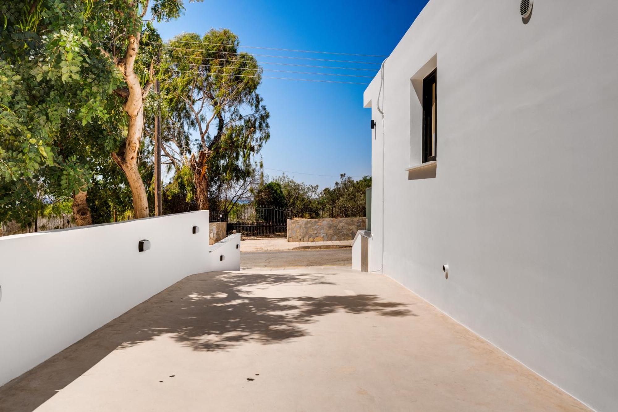 Luxury 1 & 2 Bdr 300 Meters From Sandy Beach! Villa Ayia Napa