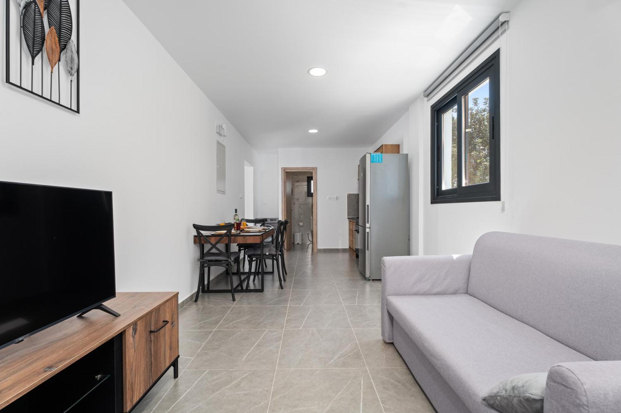 Luxury 1 & 2 Bdr 300 Meters From Sandy Beach! Villa *