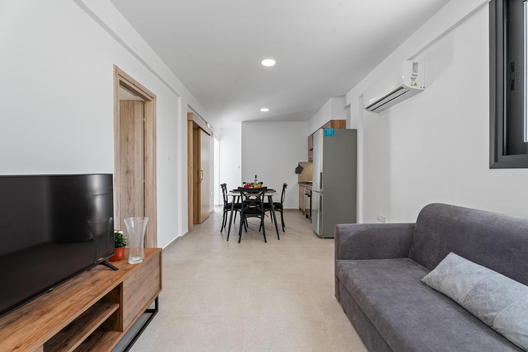 Luxury 1 & 2 Bdr 300 Meters From Sandy Beach! Villa Ayia Napa
