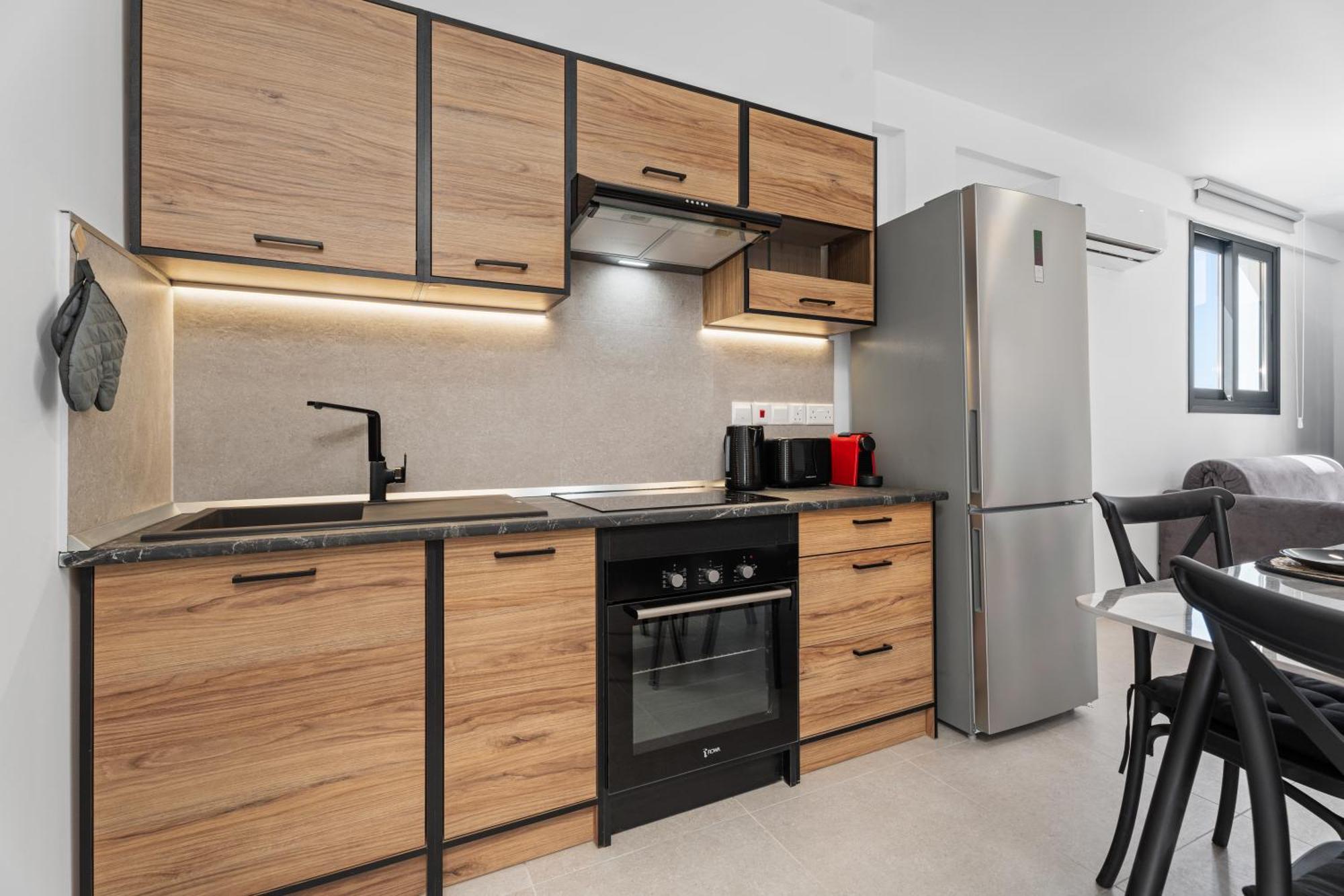 Luxury 1 & 2 Bdr 300 Meters From Sandy Beach! * Ayia Napa