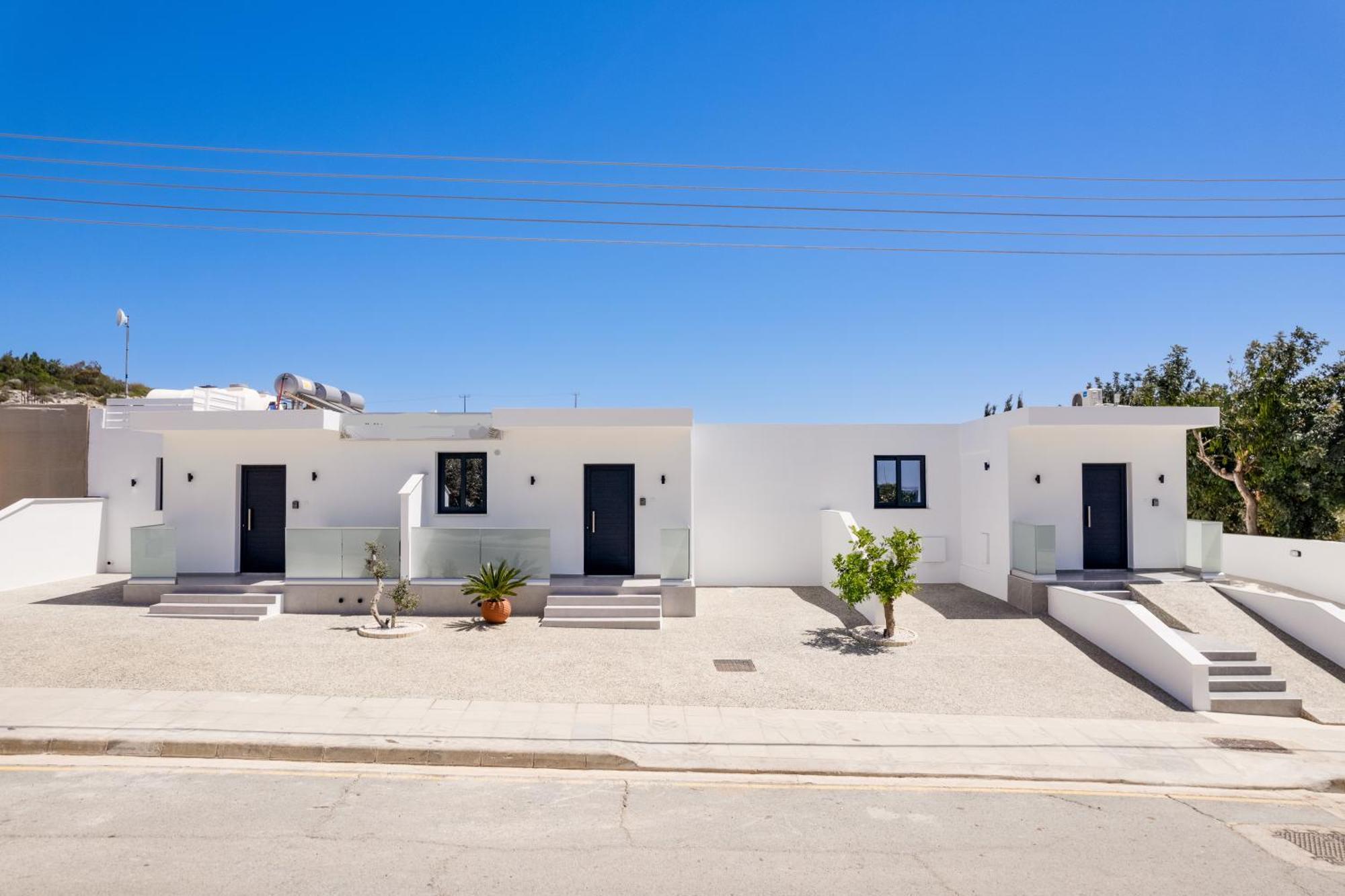Villa Luxury 1 & 2 Bdr 300 Meters From Sandy Beach! *