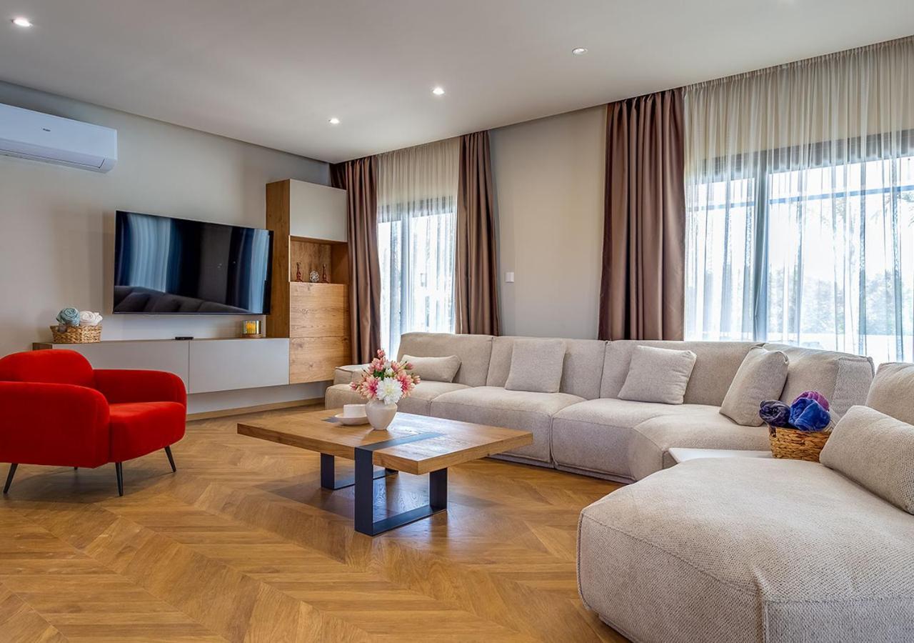 Pantio Living Villa