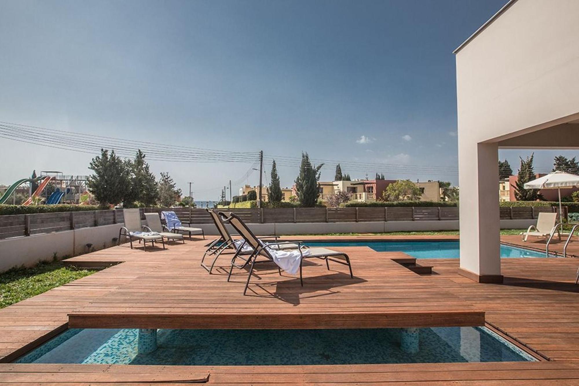 Petreris Dyo - Lovely 3 Bedroom With Pool - Short Walk To Nissi Avenue Villa Ayia Napa