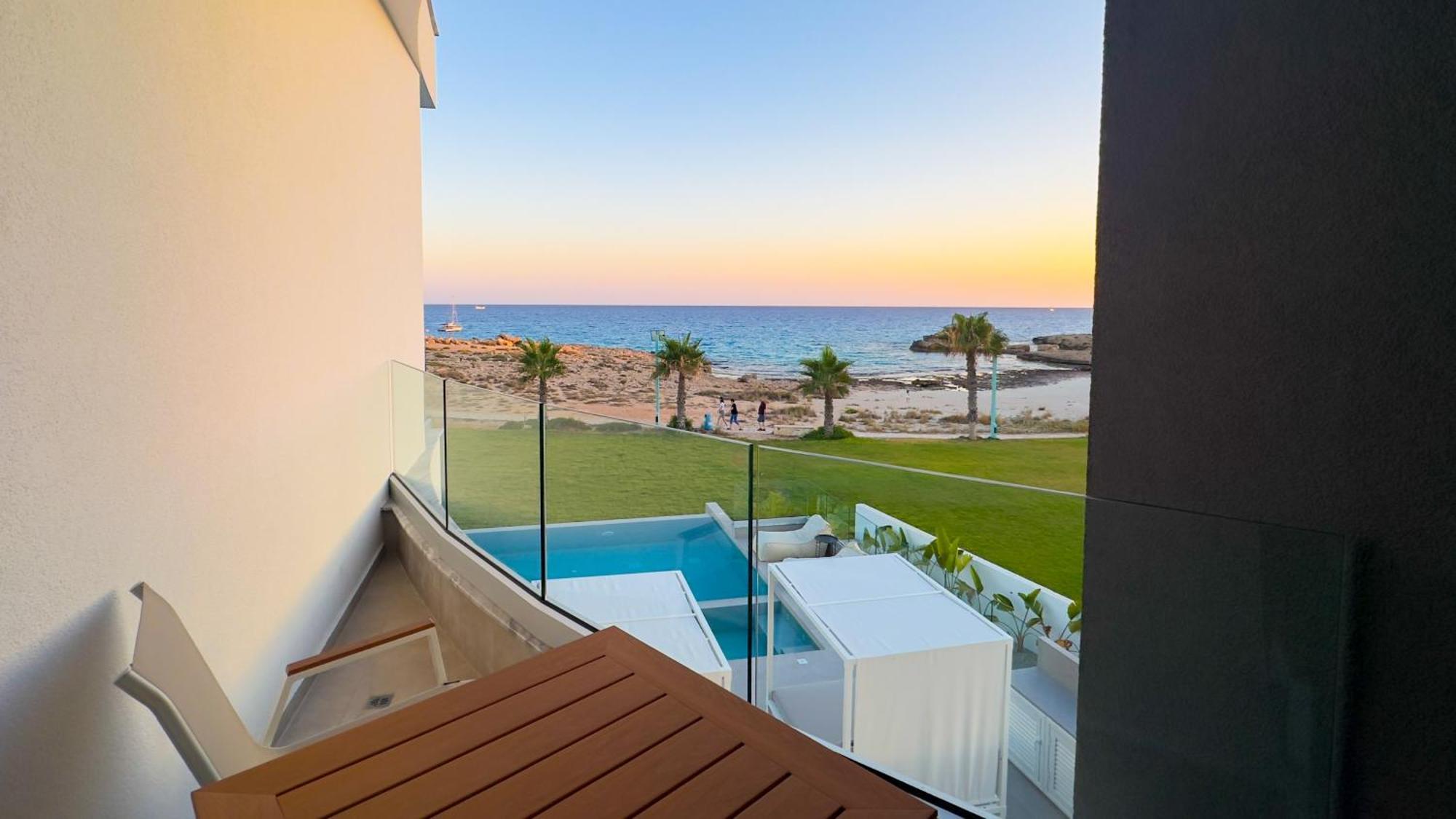 Aqua Beachfront - 2 Villa Ayia Napa