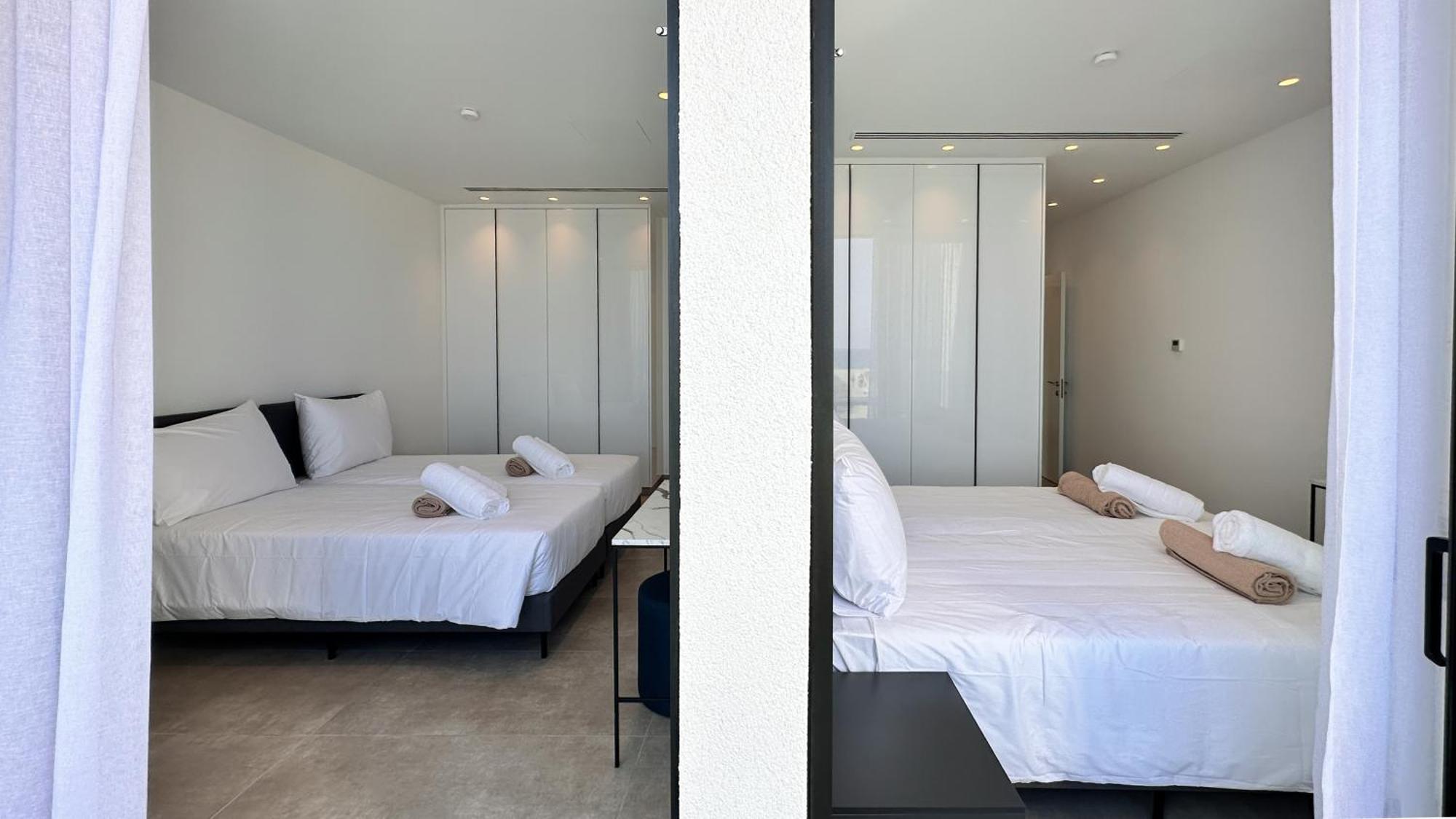 Aqua Beachfront - 1