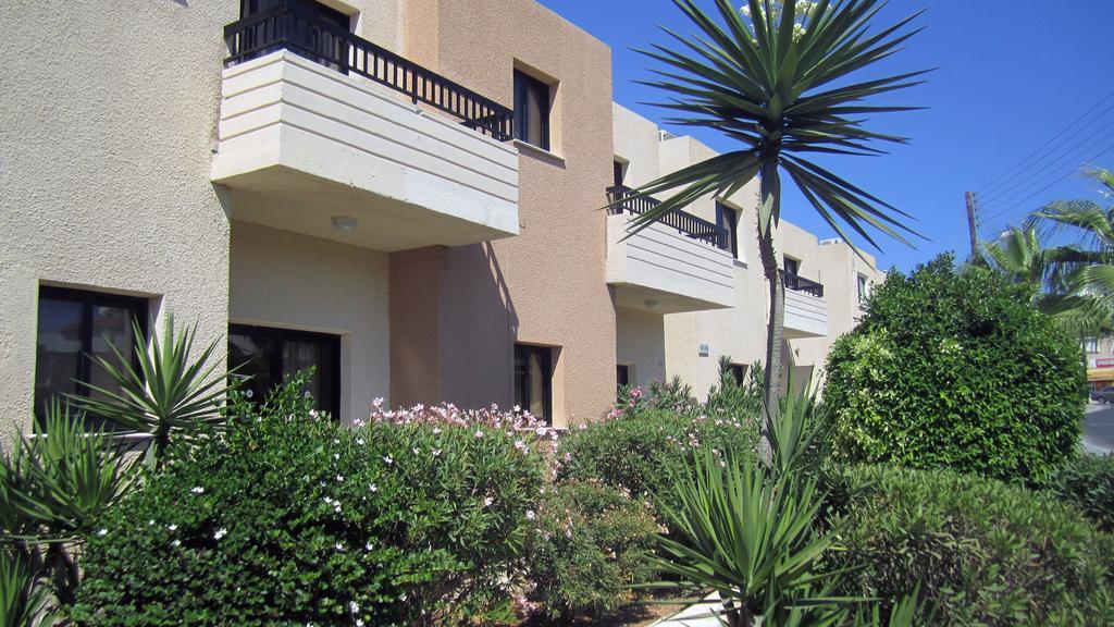 Senator - Adults Only Aparthotel