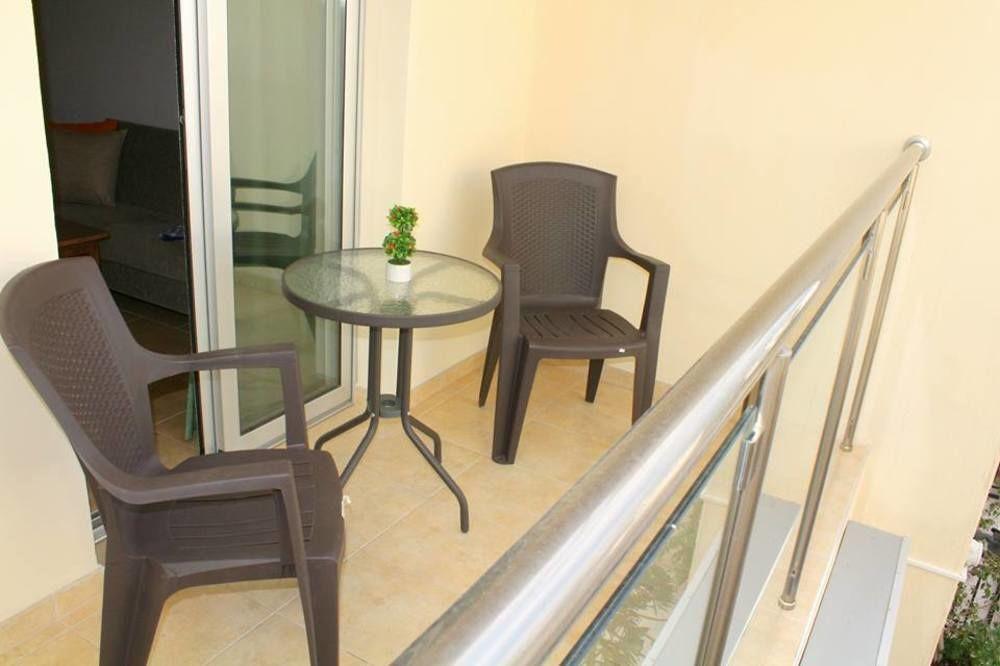Maria Zintili Aparthotel 3*