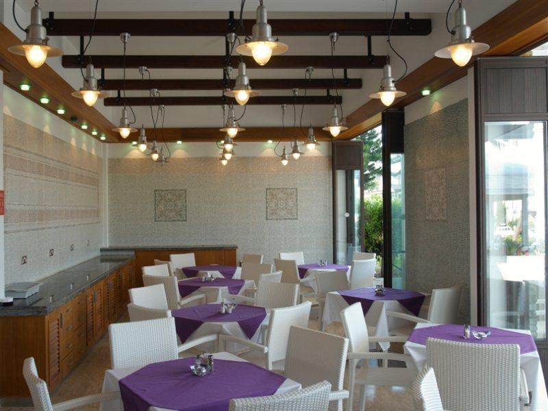 Aparthotel Senator - Adults Only