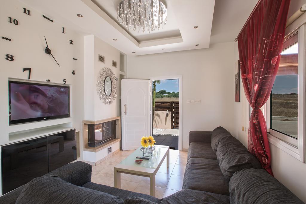 Villa Adamantia Ayia Napa