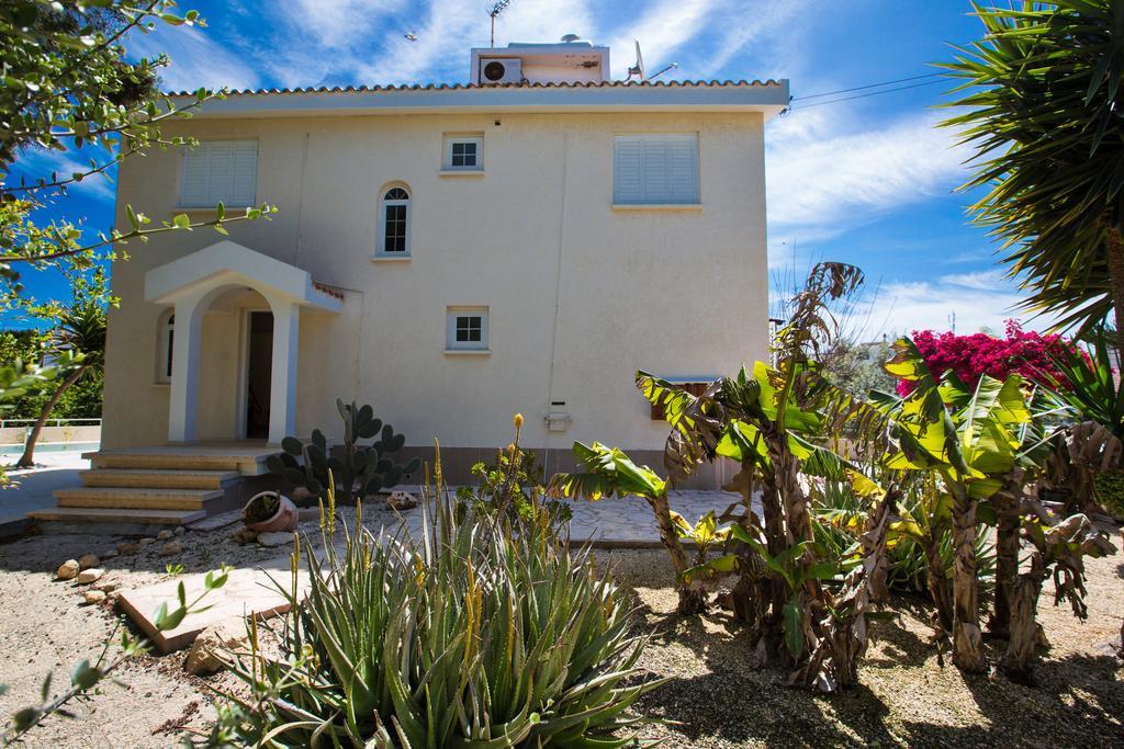 Merab Center Villa