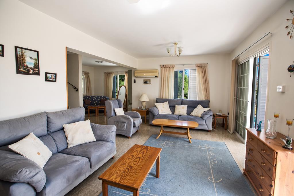 Merab Center Villa Ayia Napa