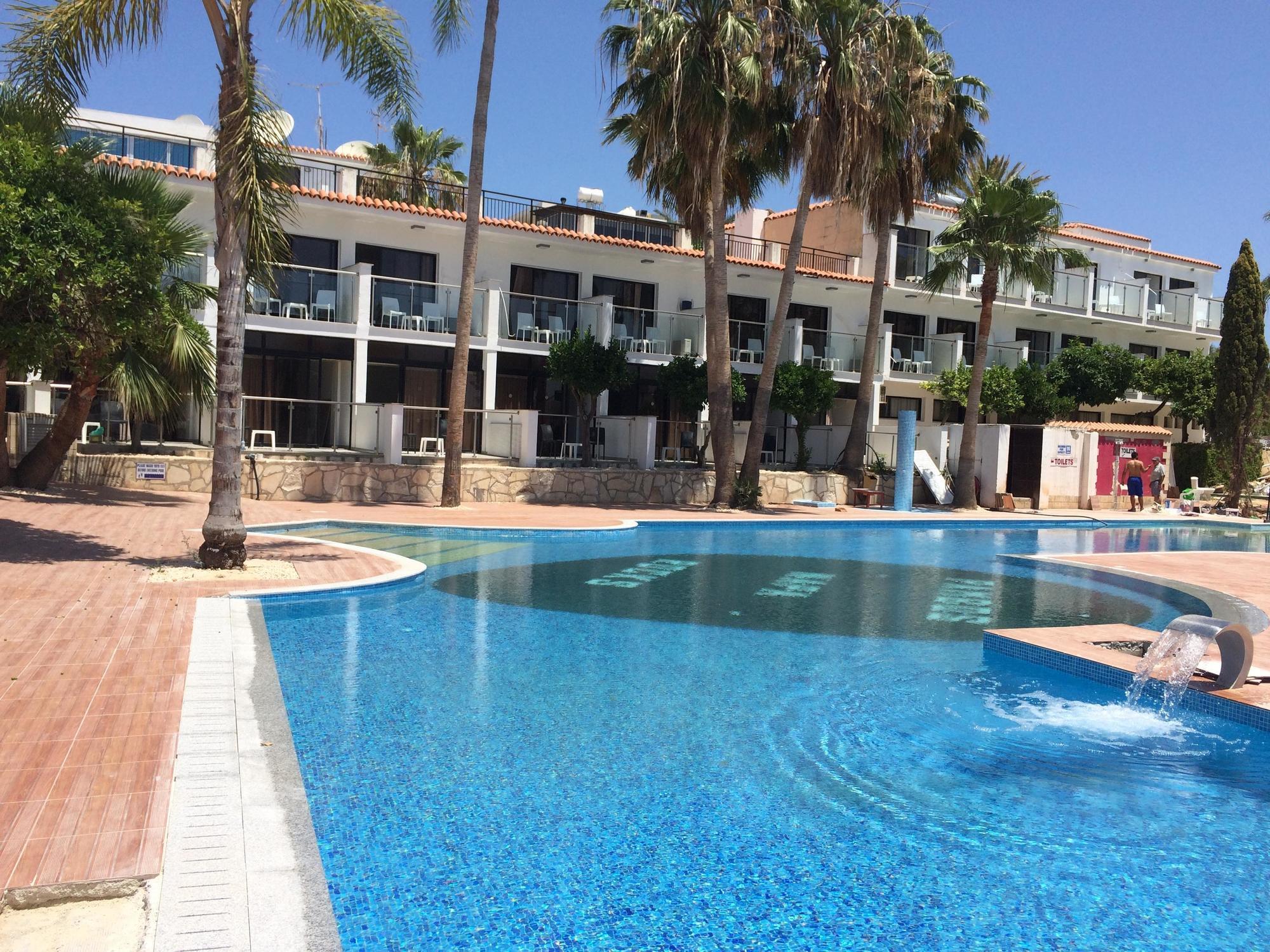 Pambos Napa Rocks - Adults Only Hotel 2*