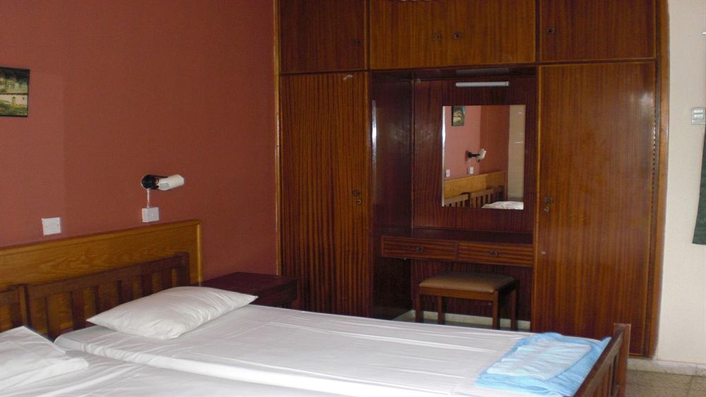 Aparthotel Kaos 2*