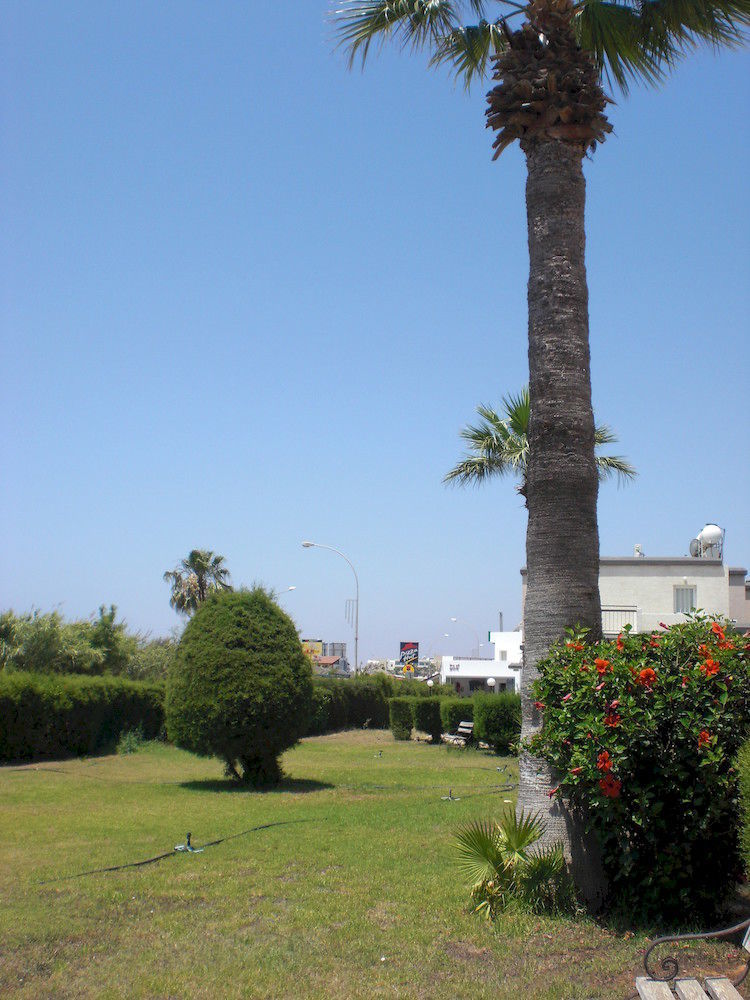 Kaos Aparthotel