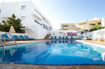 Hotel Flora Maria 3*