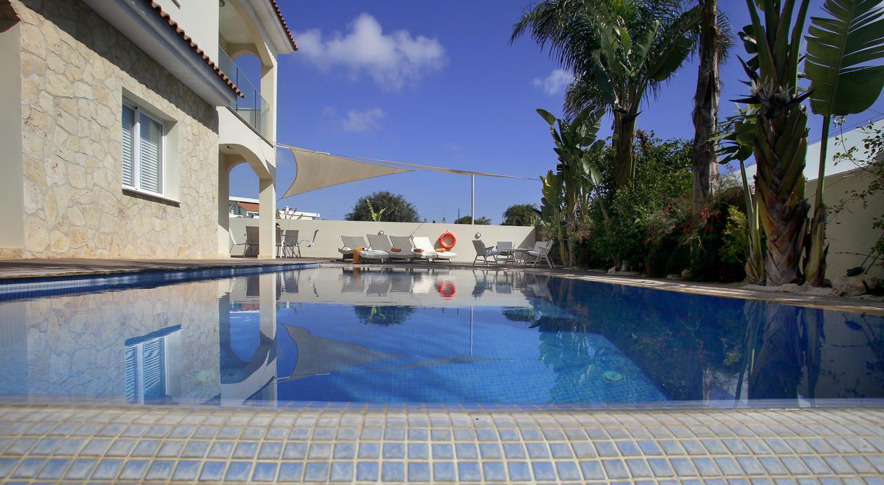 Cute Villa