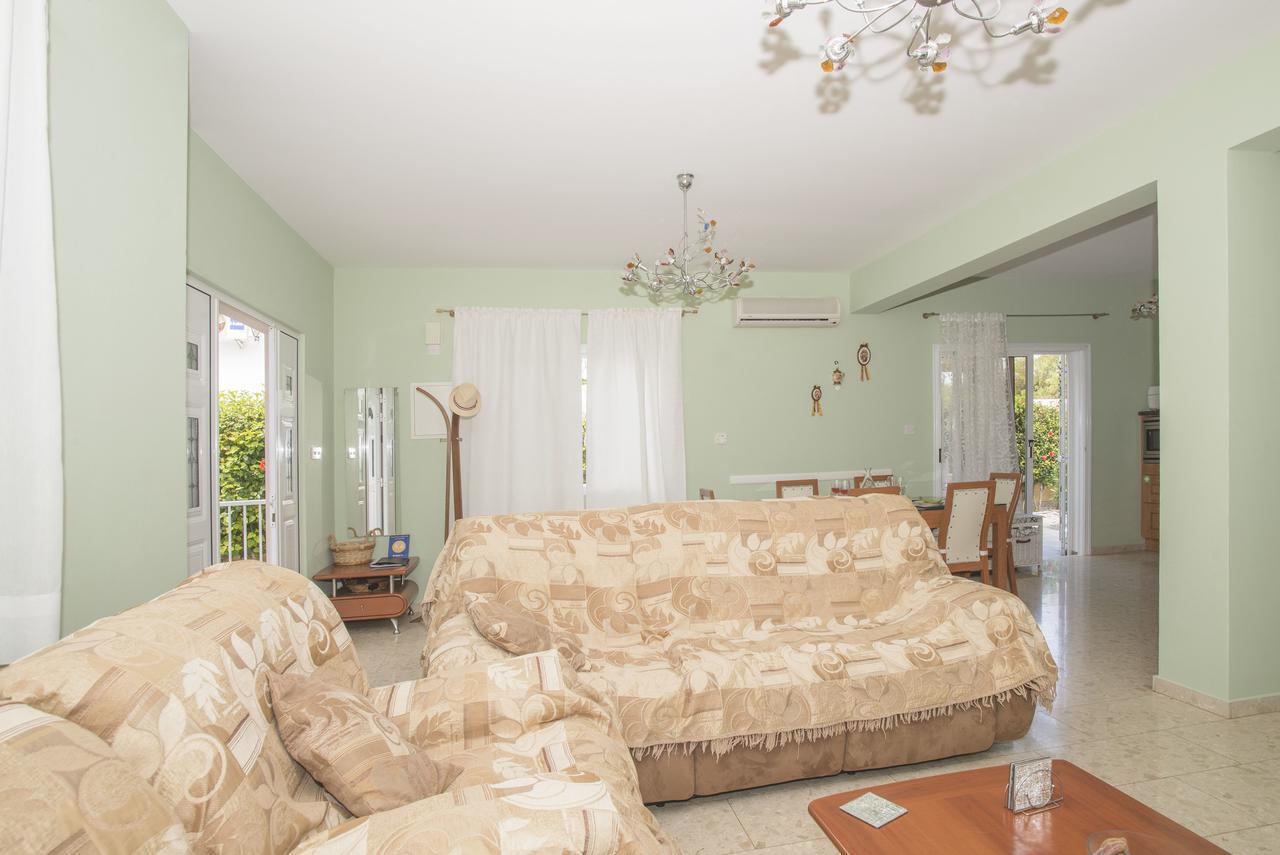 Villa Nissi Maria Ayia Napa