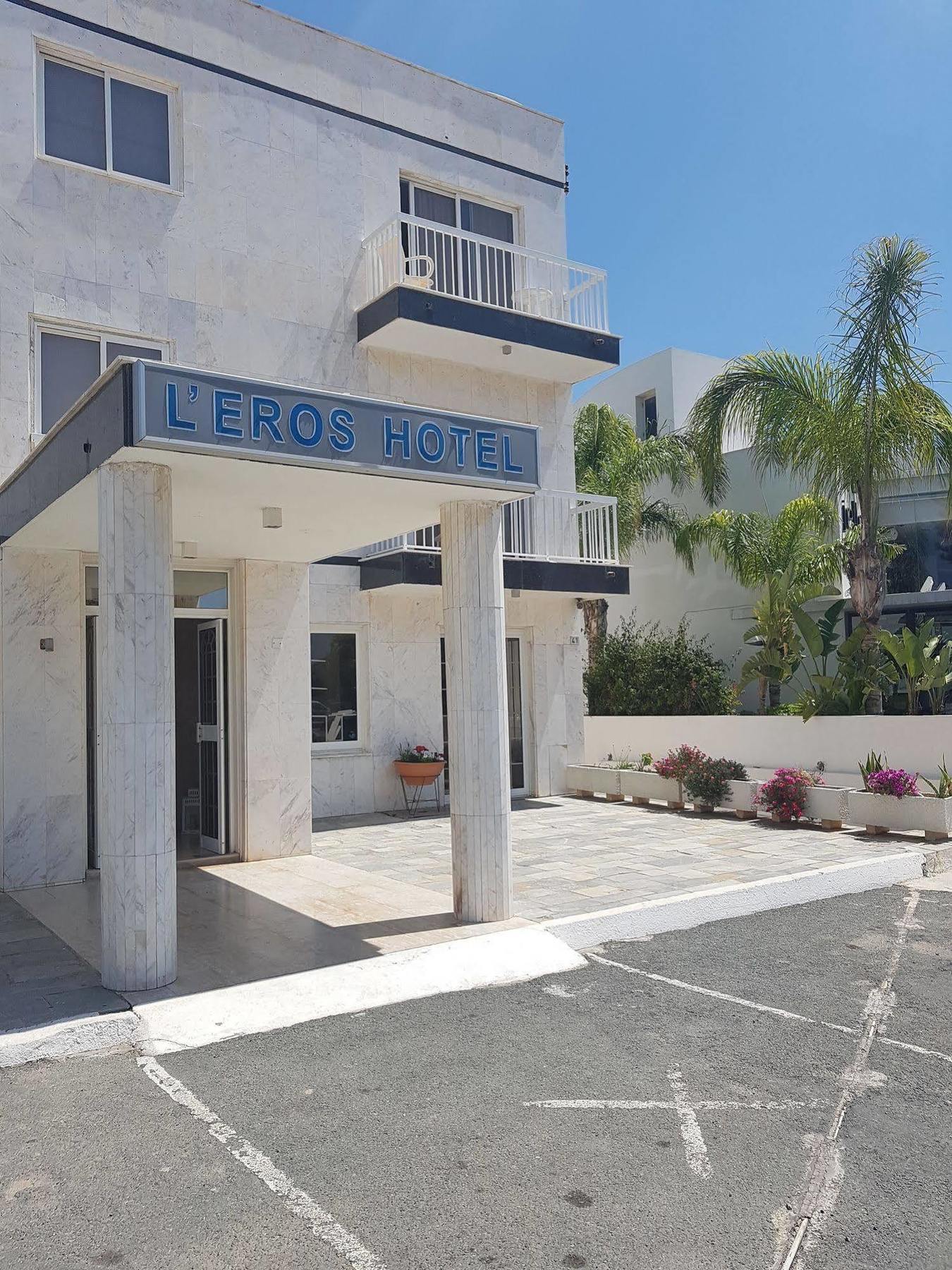 L'eros Hotel *