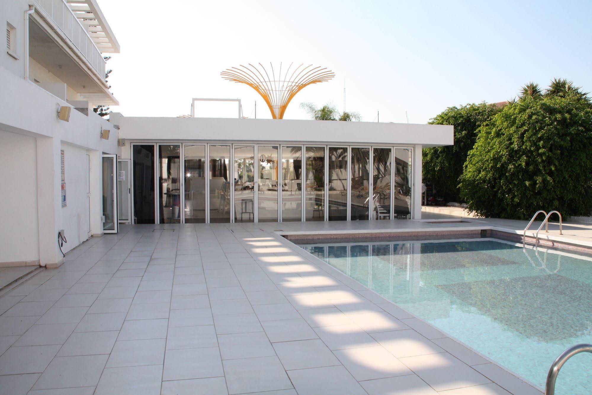L'eros Ayia Napa
