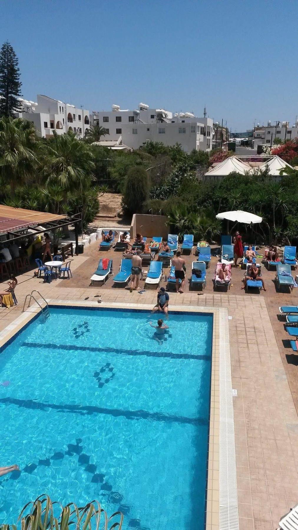 Pavlinia & Aparthotel Ayia Napa