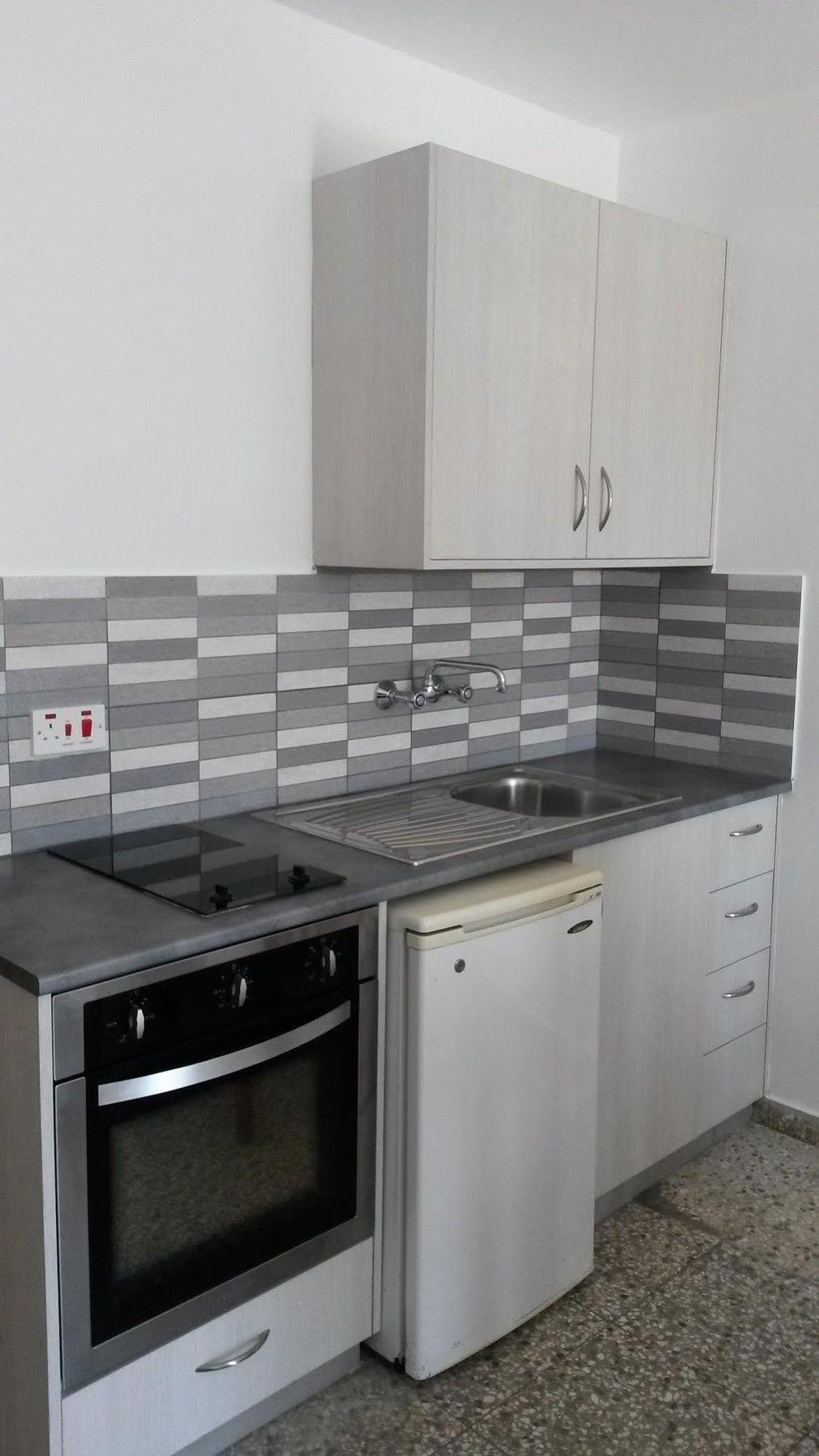 Pavlinia & Aparthotel 3*