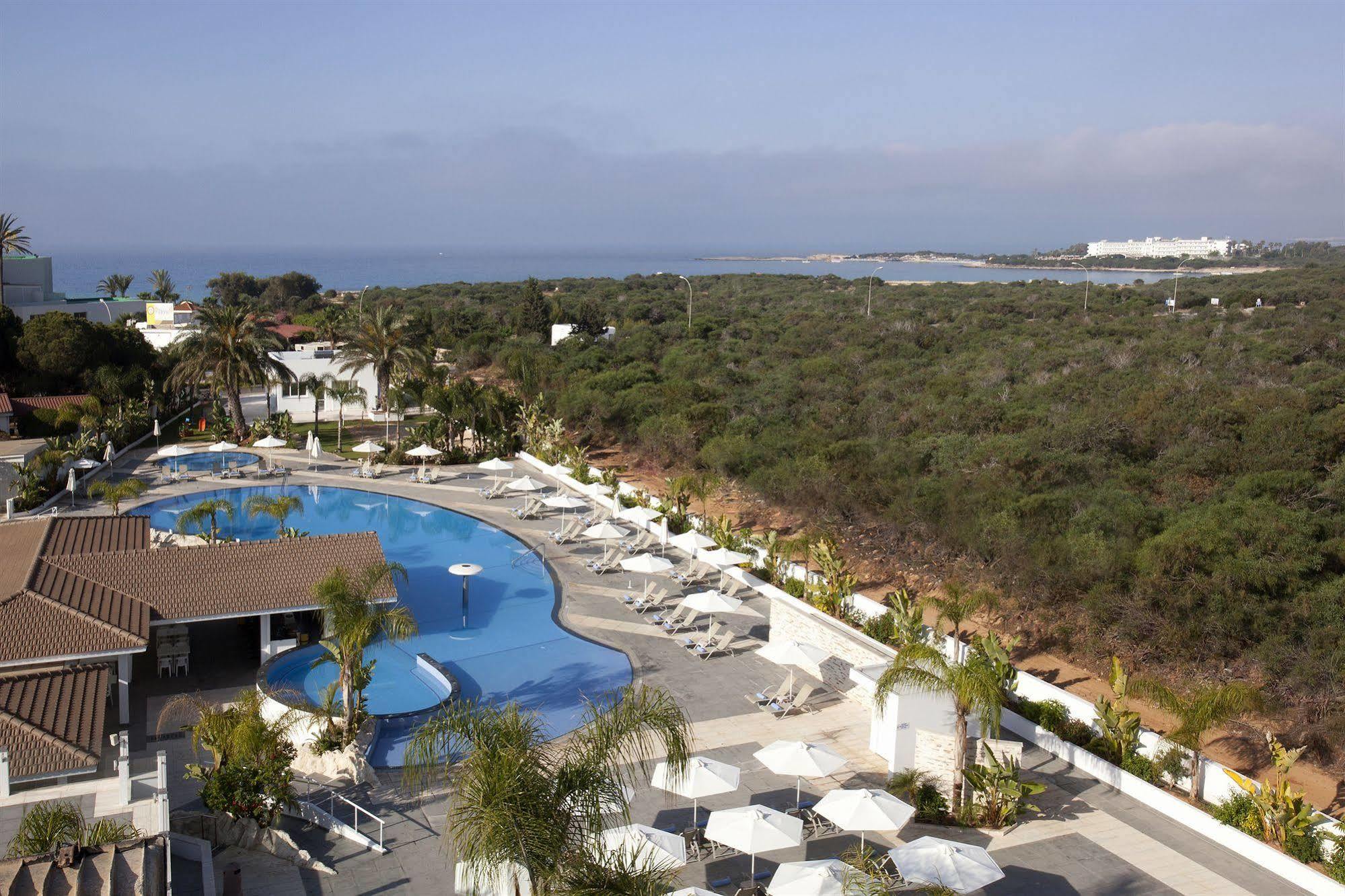 Christofinia Hotel 4*
