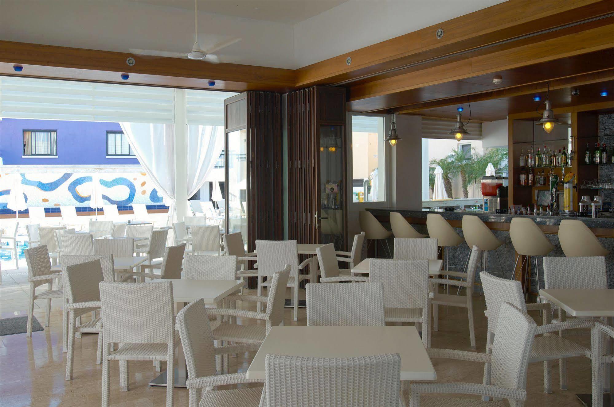 Aparthotel Senator - Adults Only