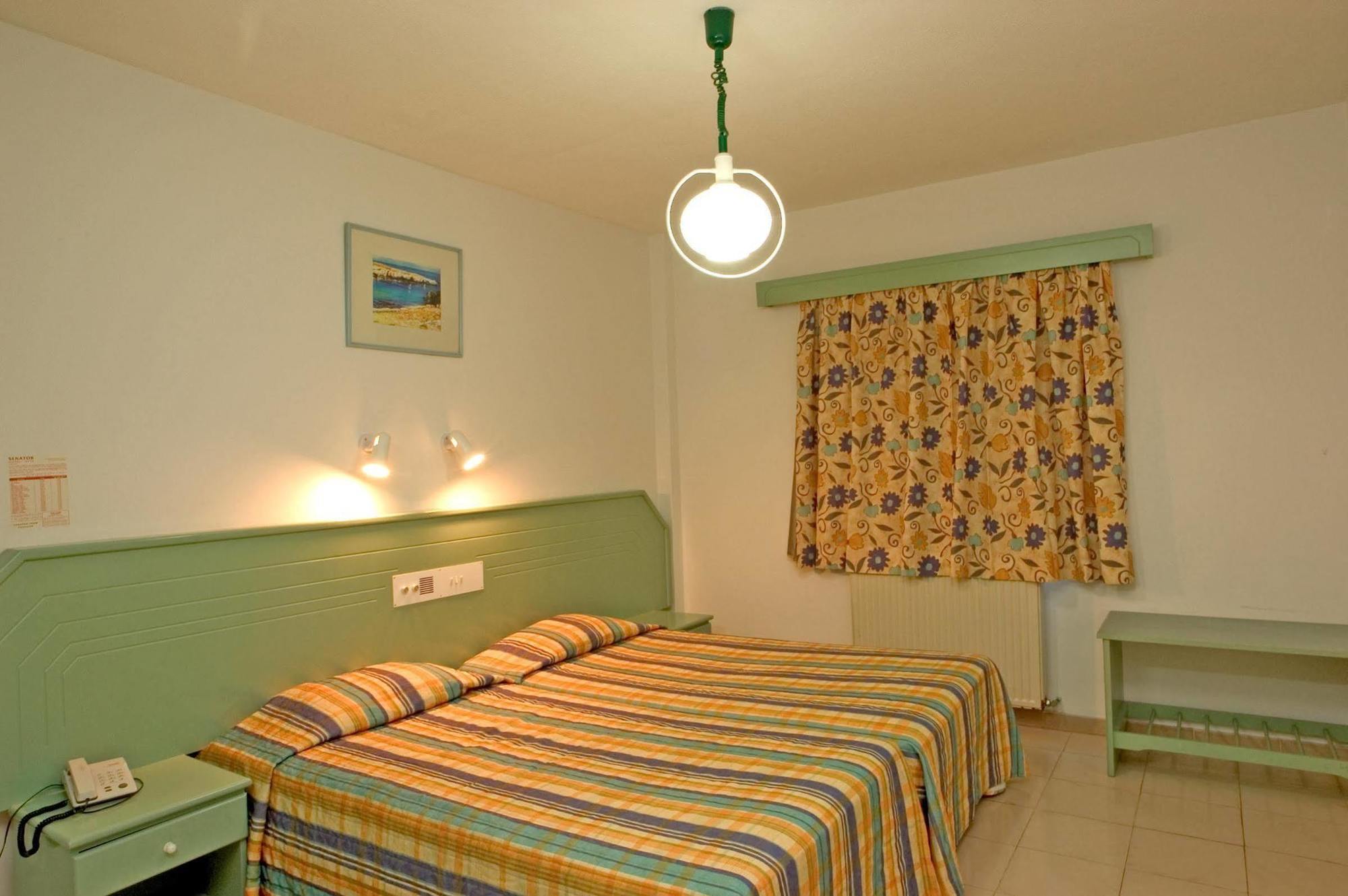 Aparthotel Senator - Adults Only 3*