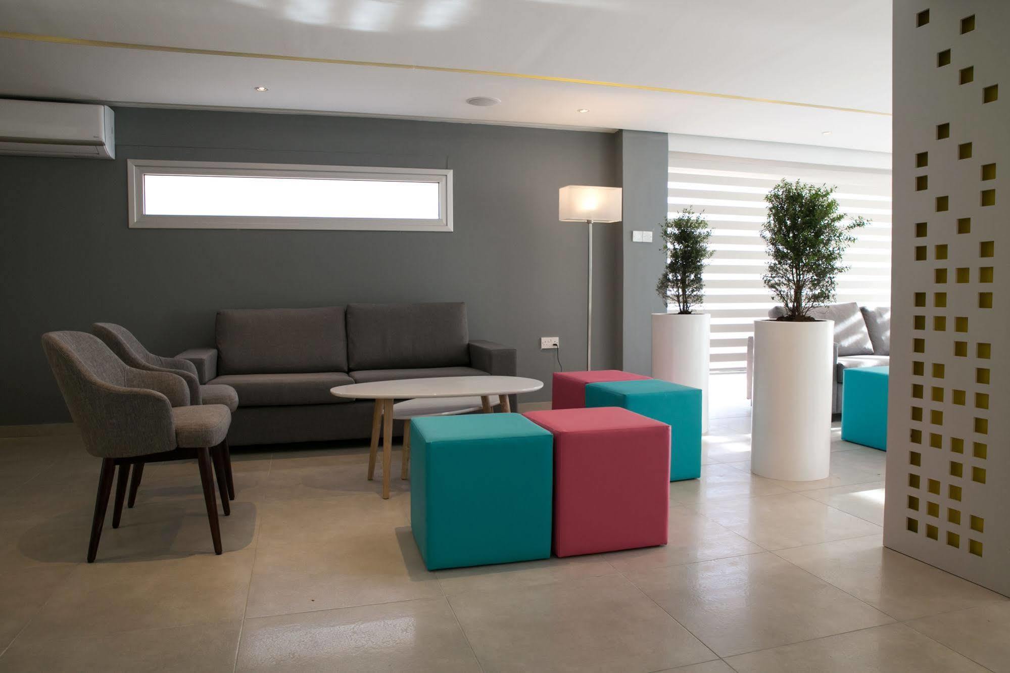 Flora Maria Hotel