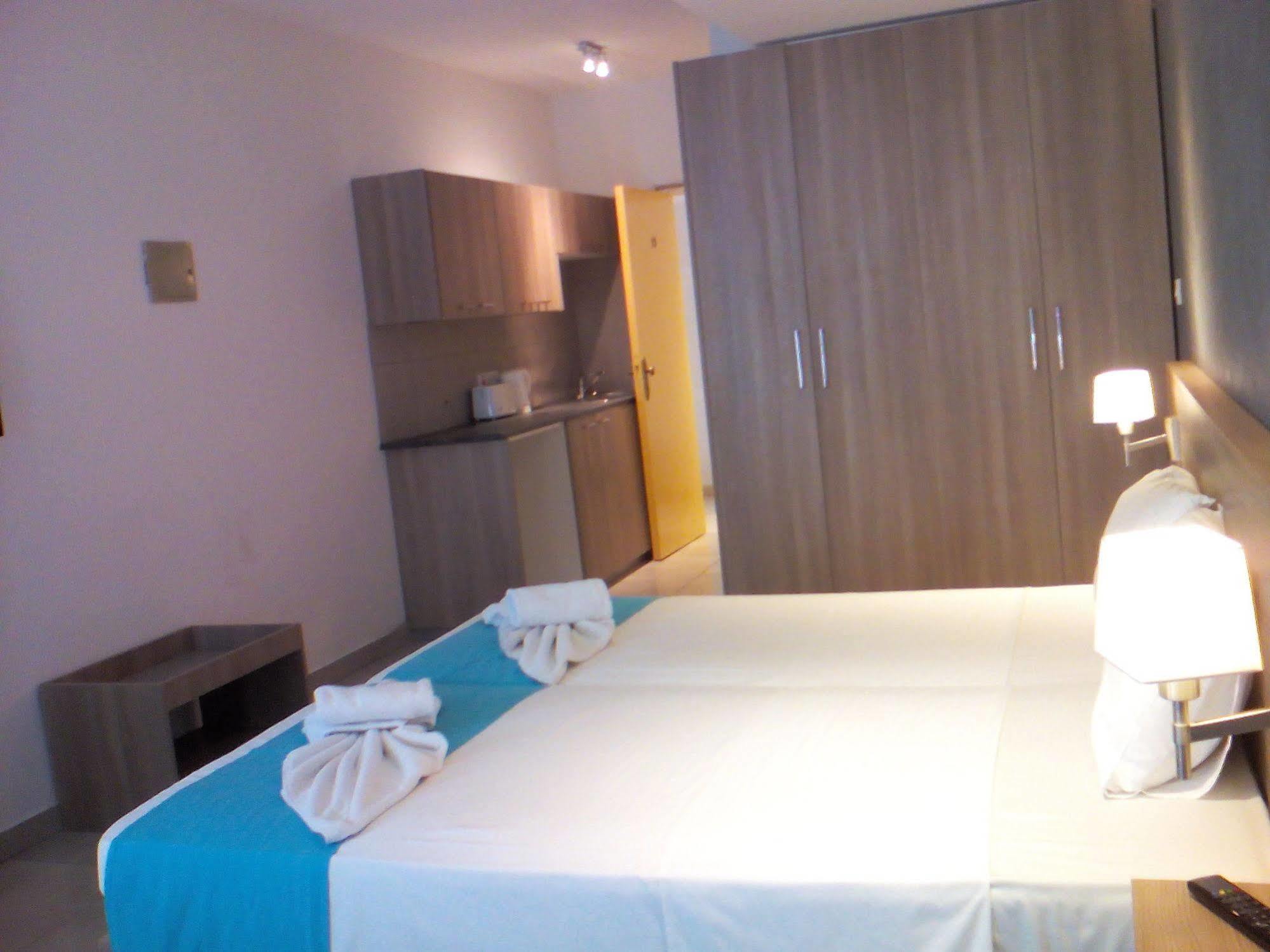Hotel Flora Maria 3*