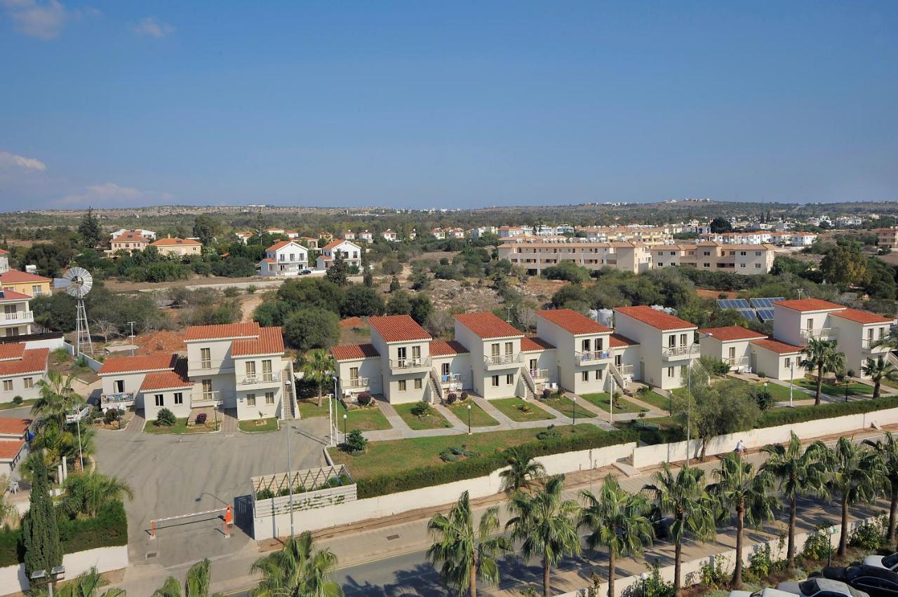 Hotel Nissiana &