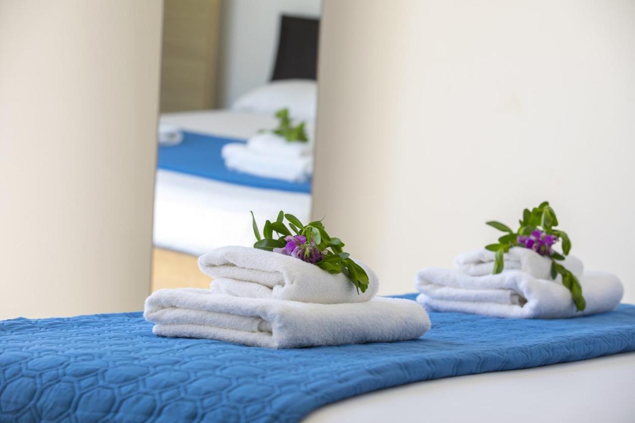 Ayia Thekla Sea Front Villa *