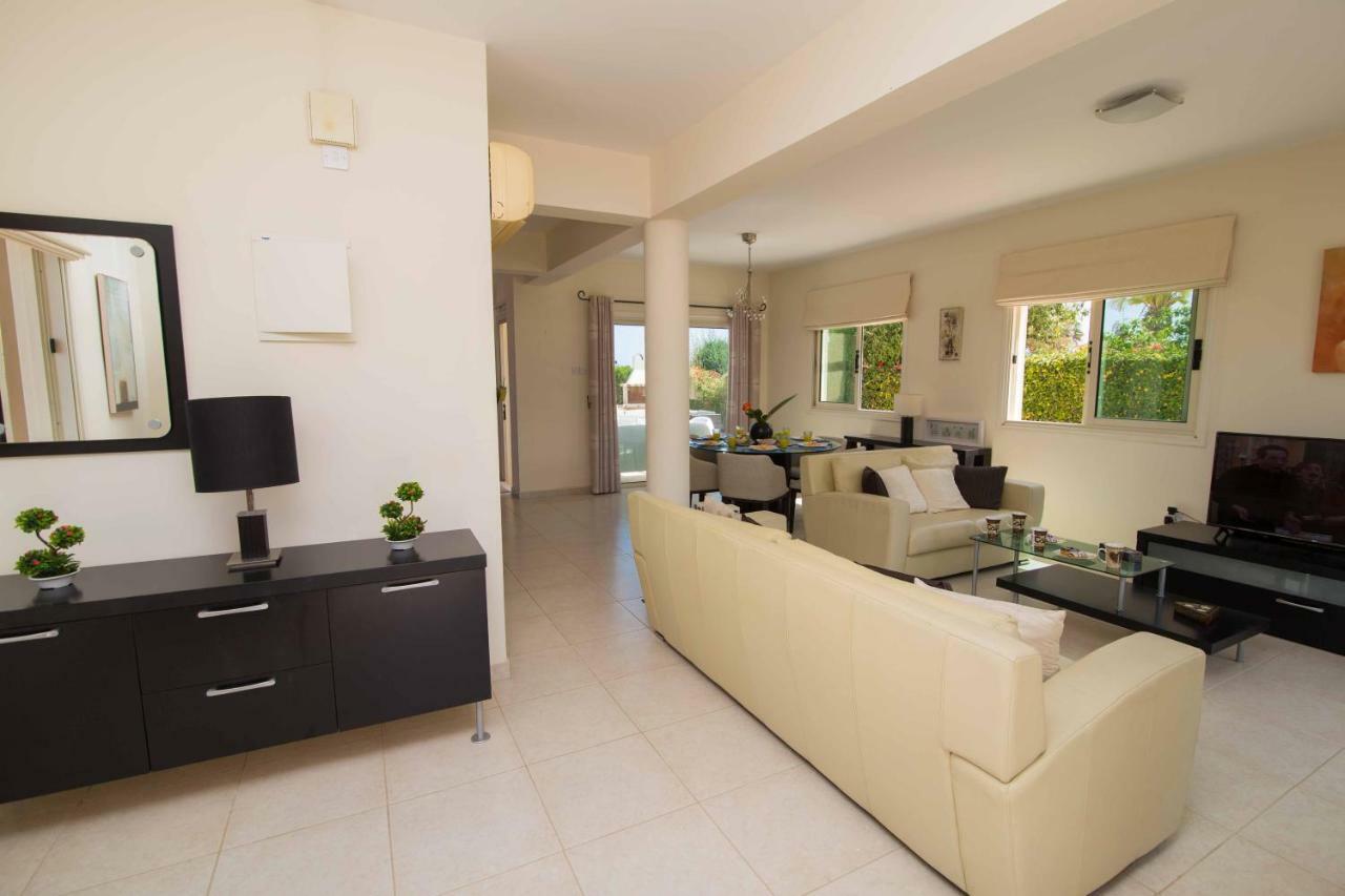 Villa Oceania 21 *
