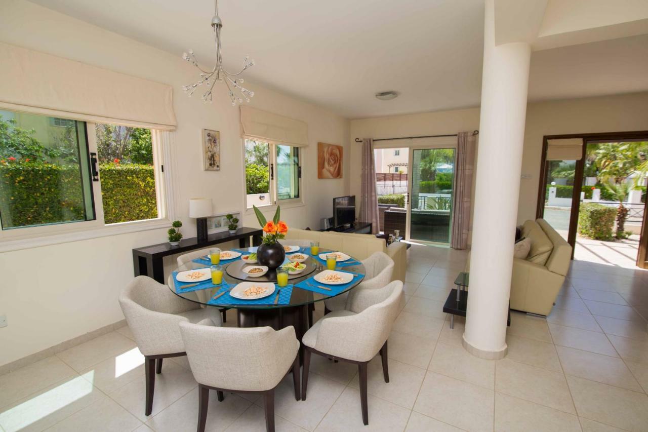 Villa Oceania 21 *