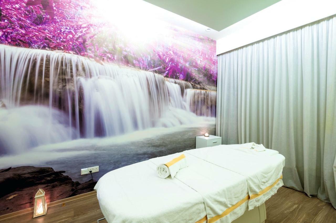 Tofinis Hotel 4*