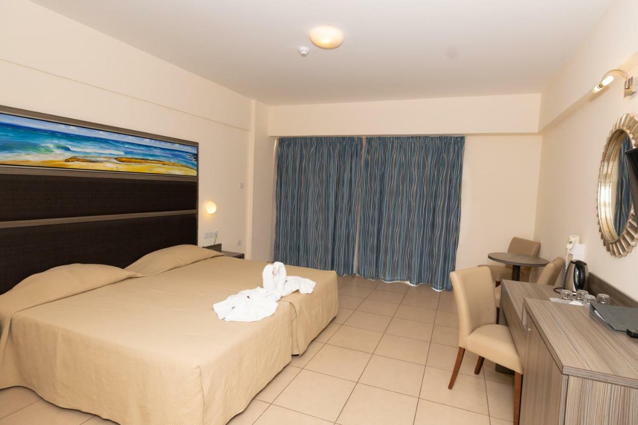Hotel Tofinis