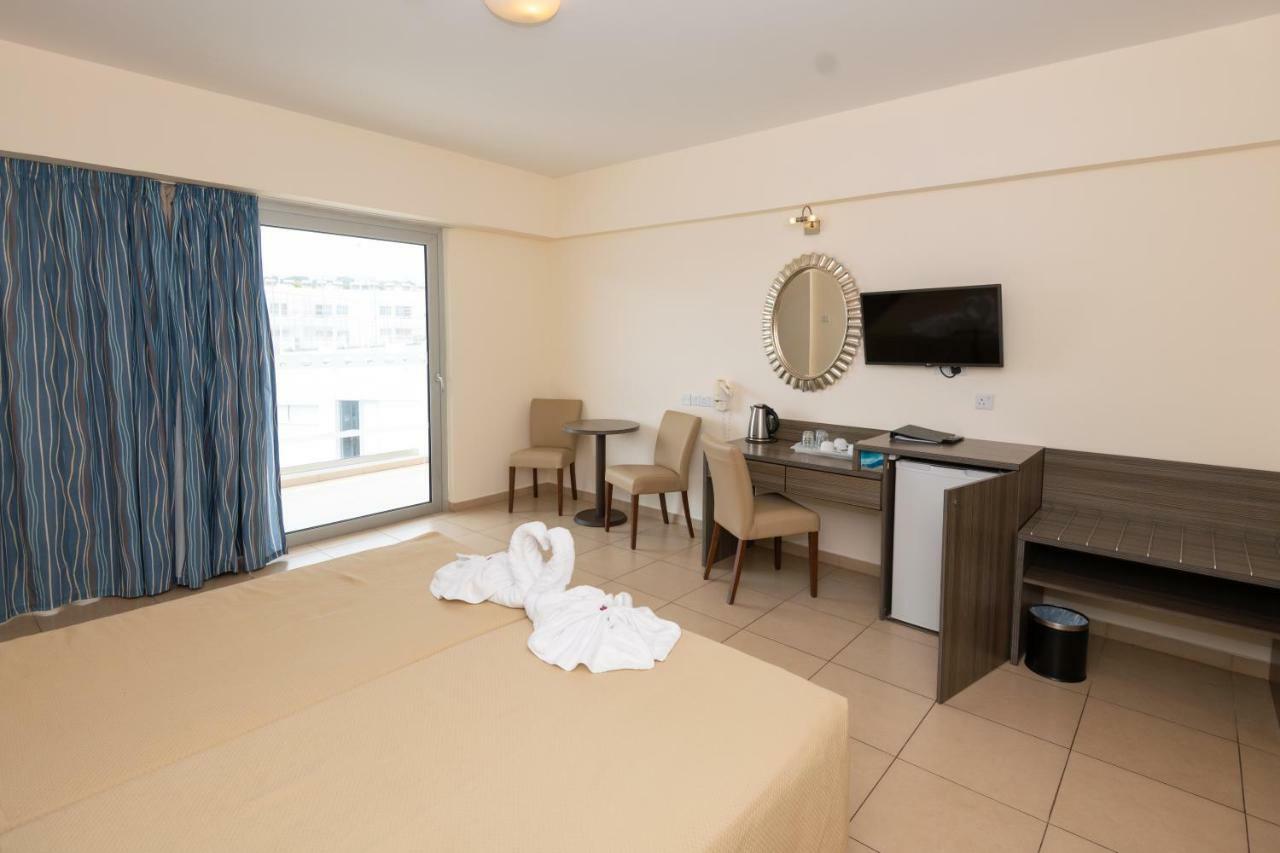 Tofinis Hotel Agia Napa