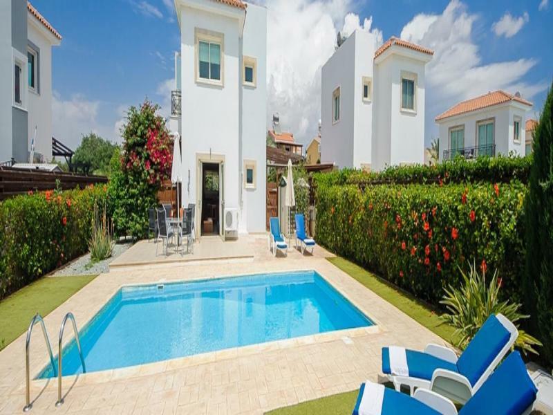 Villa 036 *