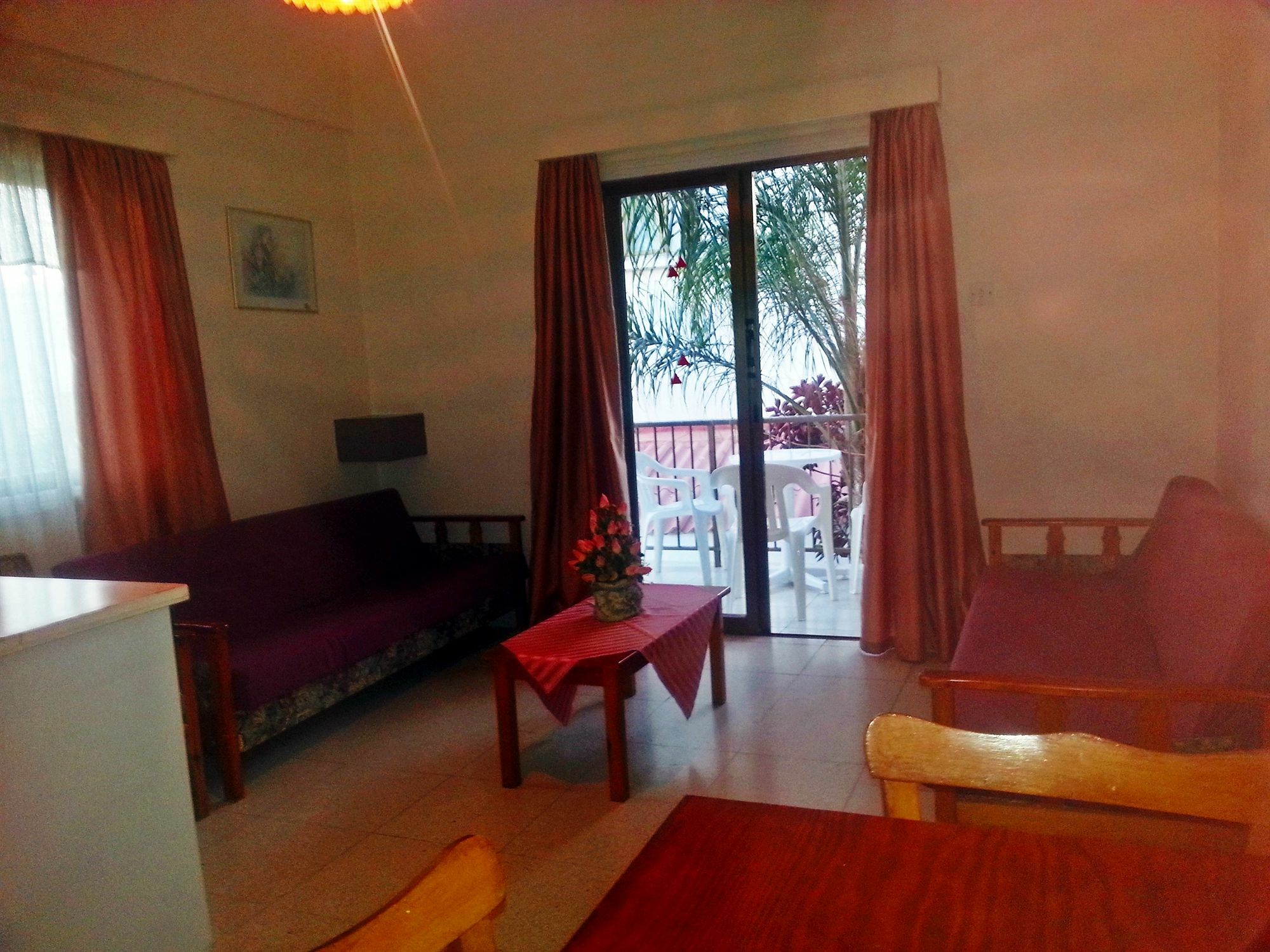 Milounapa Hotel 2*