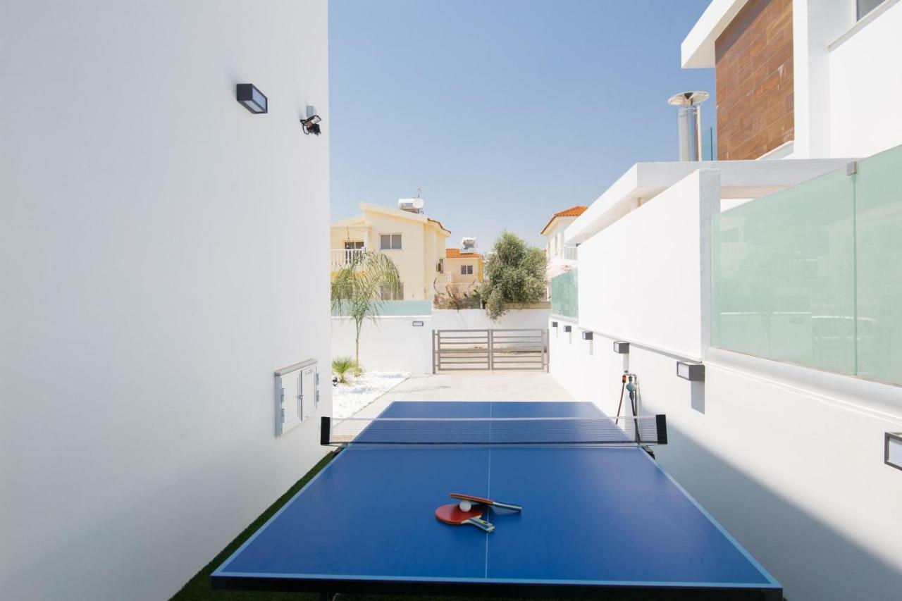 Lynn Boutique Beachfront * Ayia Napa