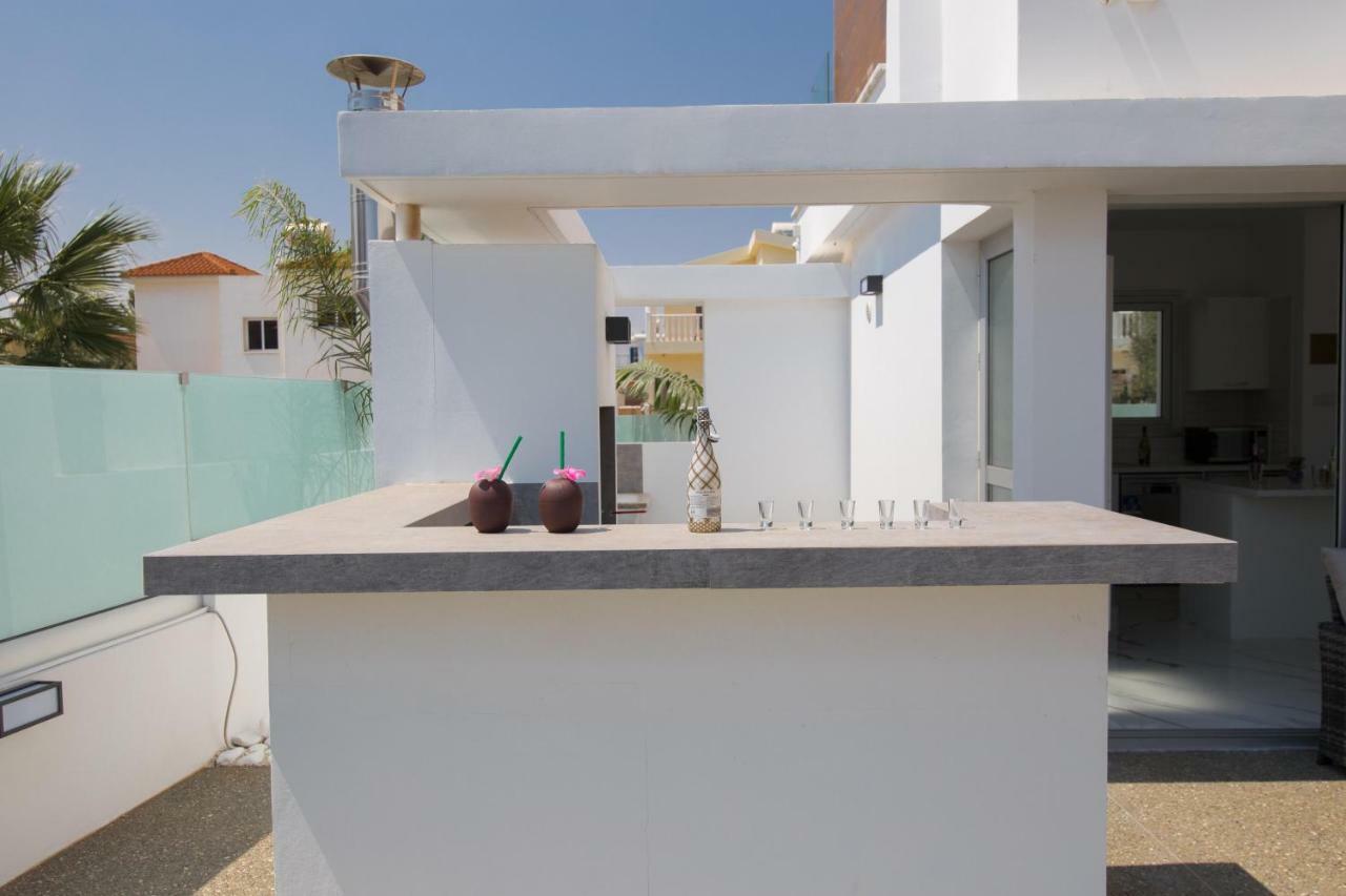 Holiday home Lynn Boutique Beachfront *